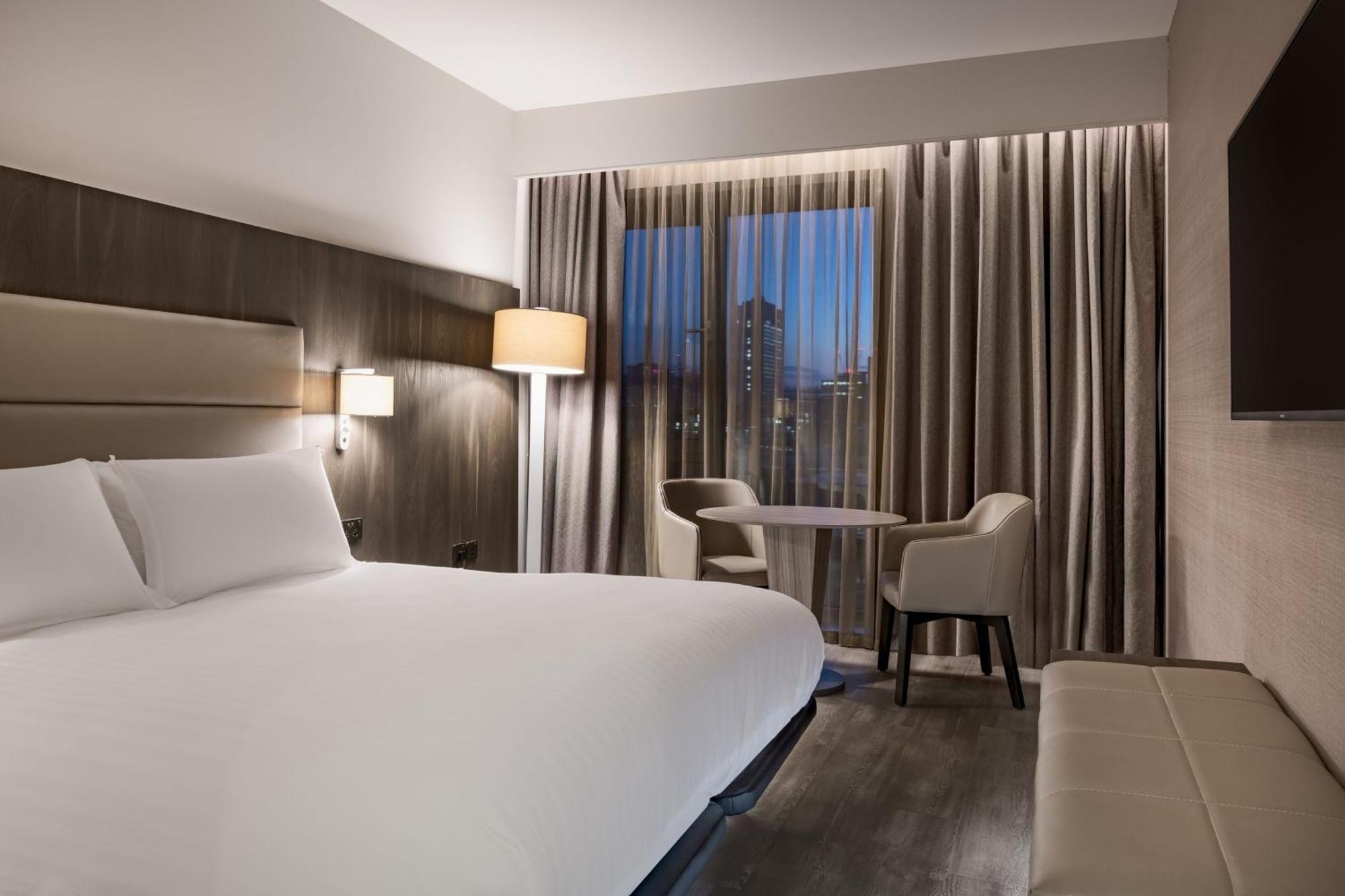 Ac Hotel By Marriott Manchester City Centre Zewnętrze zdjęcie