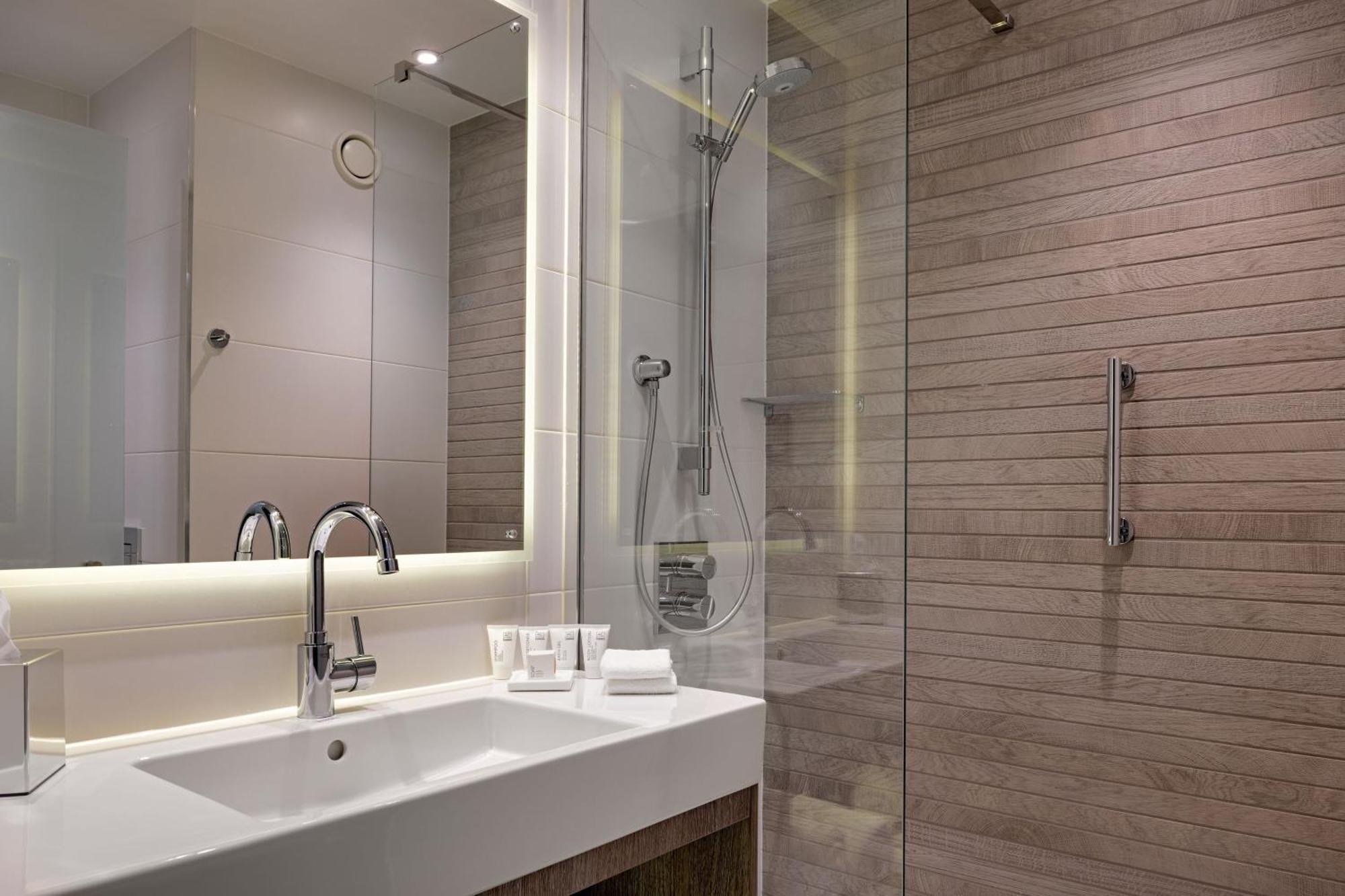 Ac Hotel By Marriott Manchester City Centre Zewnętrze zdjęcie