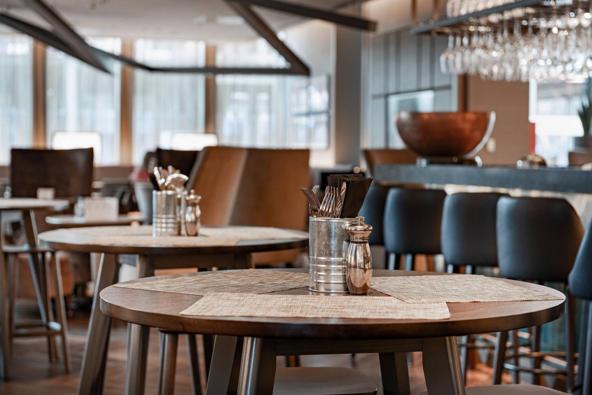 Ac Hotel By Marriott Manchester City Centre Zewnętrze zdjęcie